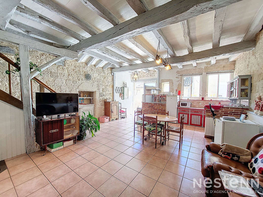 Maison à LARROQUE-SUR-L&#039;OSSE