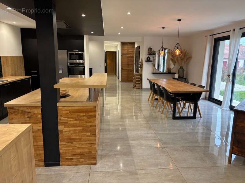 Maison à PONTAILLER-SUR-SAONE