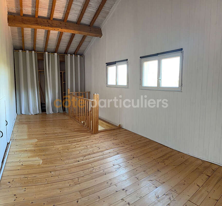 Maison à VILLEMOUSTAUSSOU