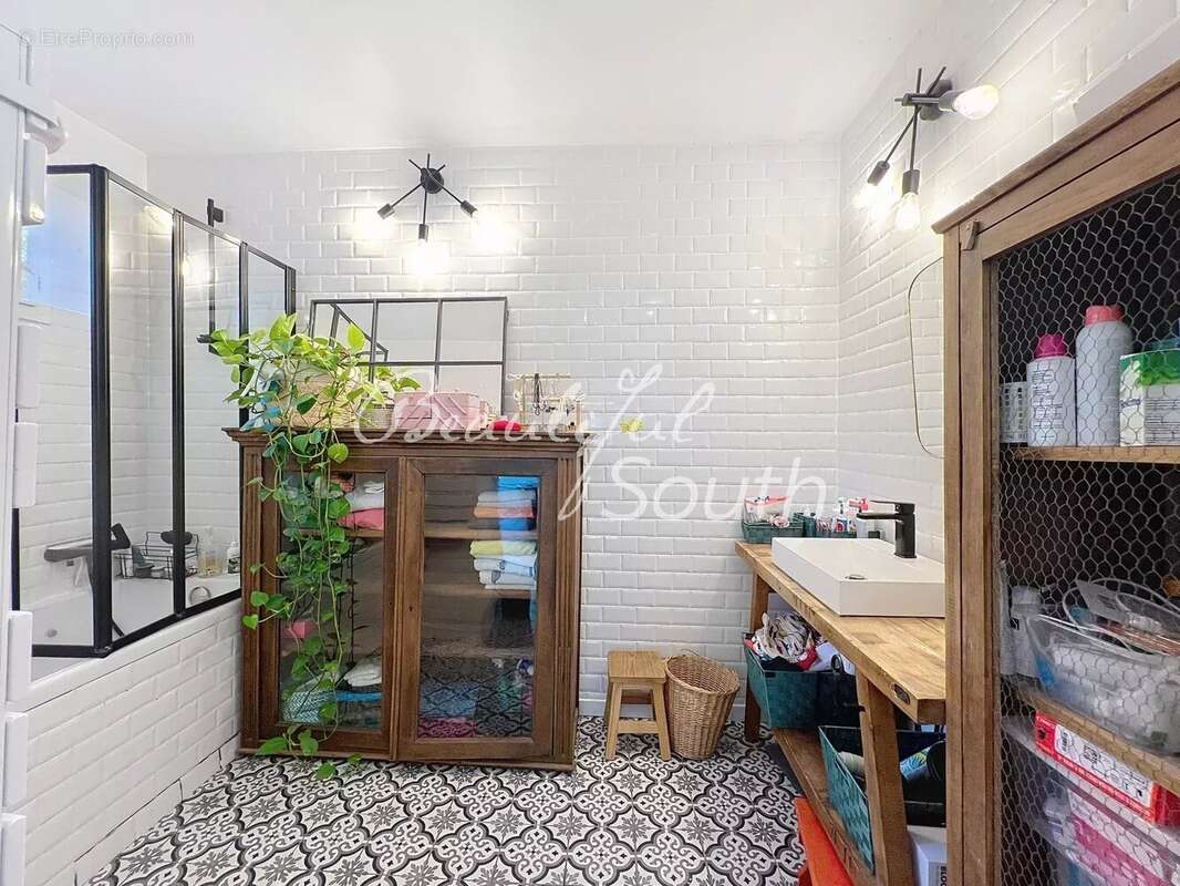 Maison à ESPIRA-DE-L'AGLY