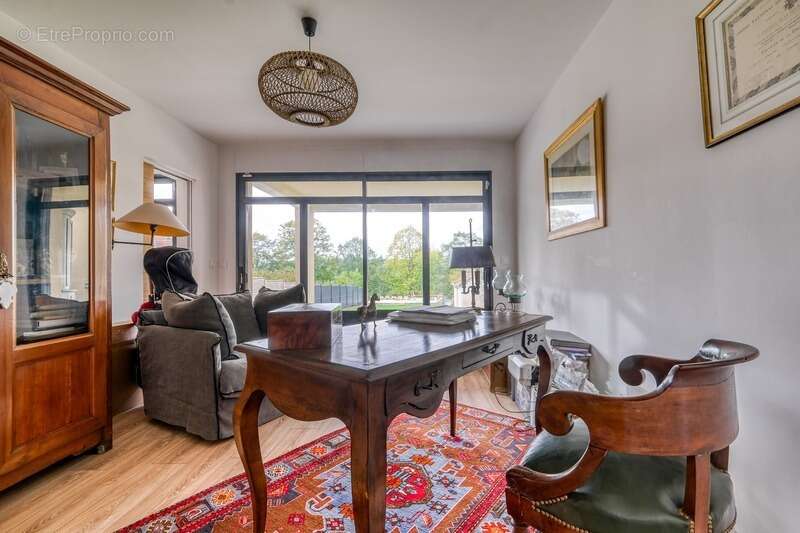 Maison à COULOMMIERS