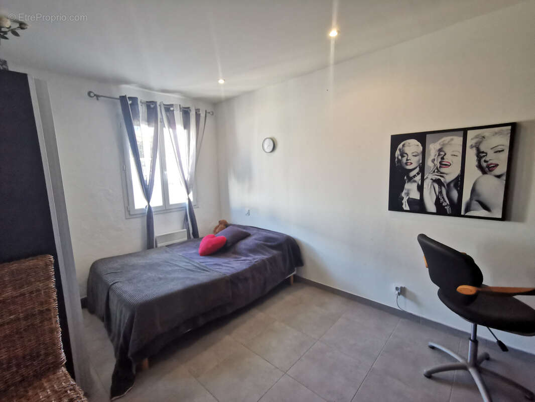 Maison à SAINT-MATHIEU-DE-TREVIERS