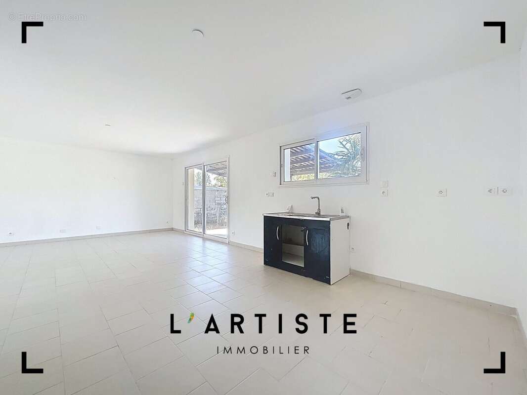 Maison à MONTFORT-SUR-RISLE