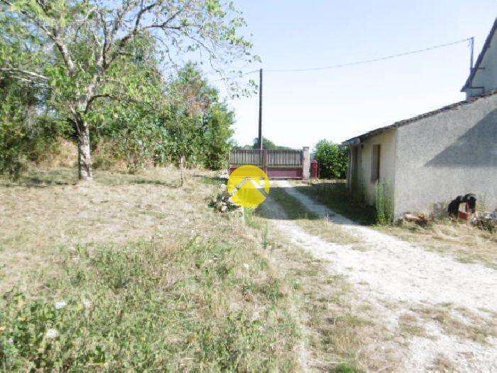 Maison à SAINT-HILAIRE-SUR-BENAIZE