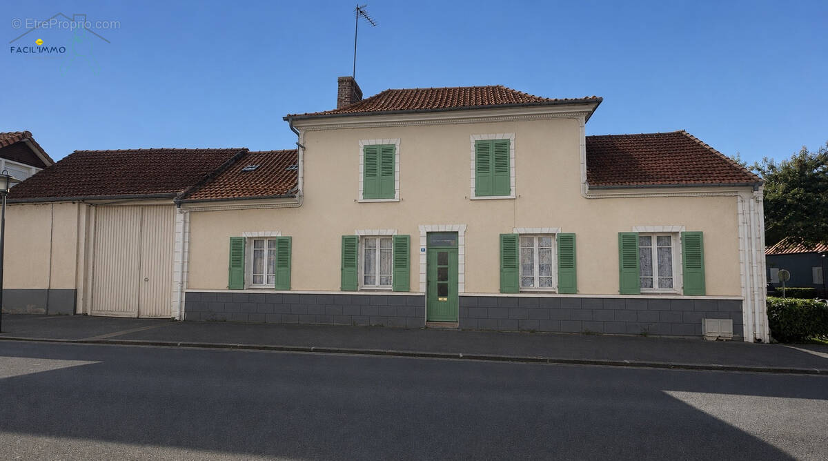 Maison à FLIXECOURT