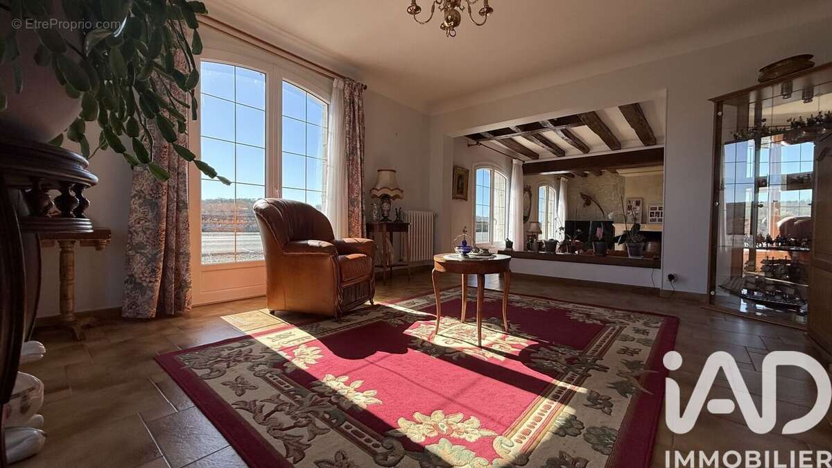 Photo 4 - Maison à SAINT-CLEMENT-DES-LEVEES