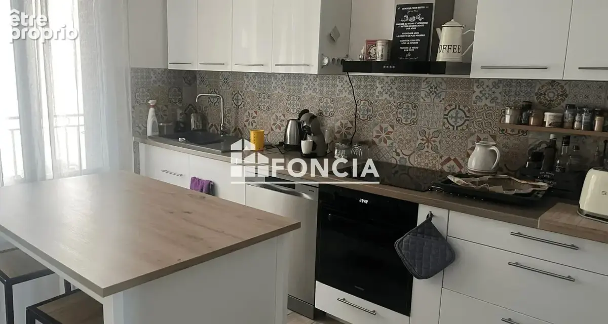 Appartement à PONT-SAINT-ESPRIT