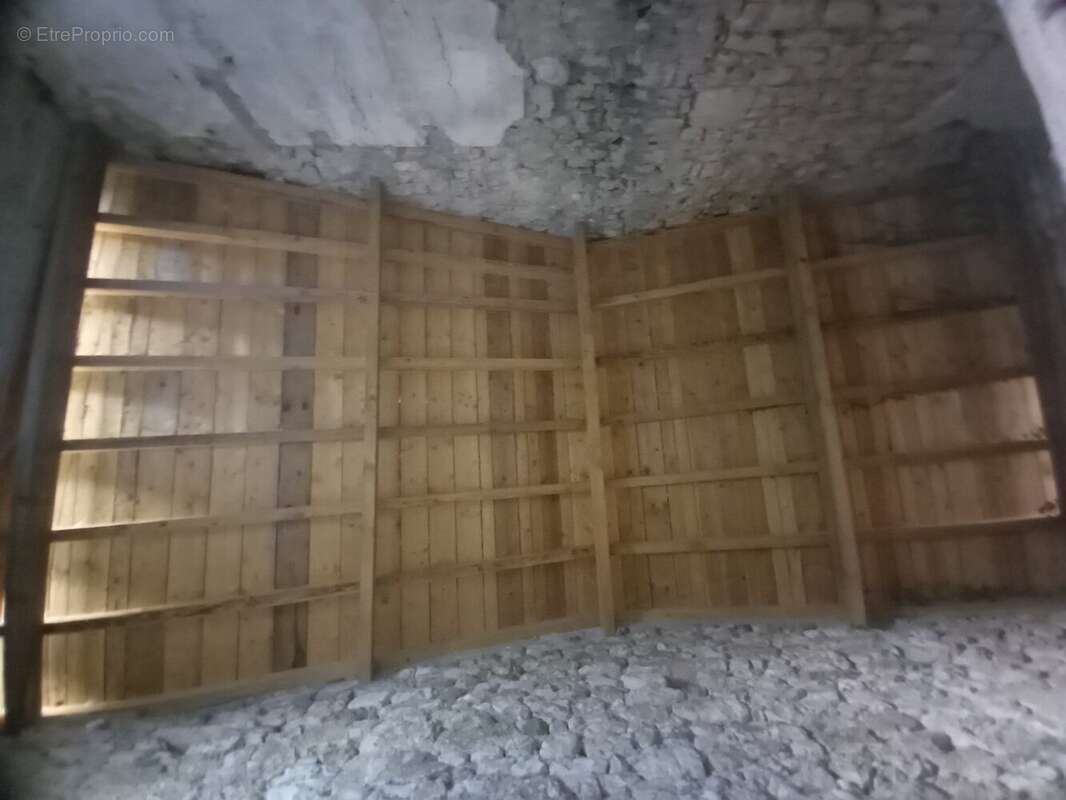 Commerce à BOURG-CHARENTE