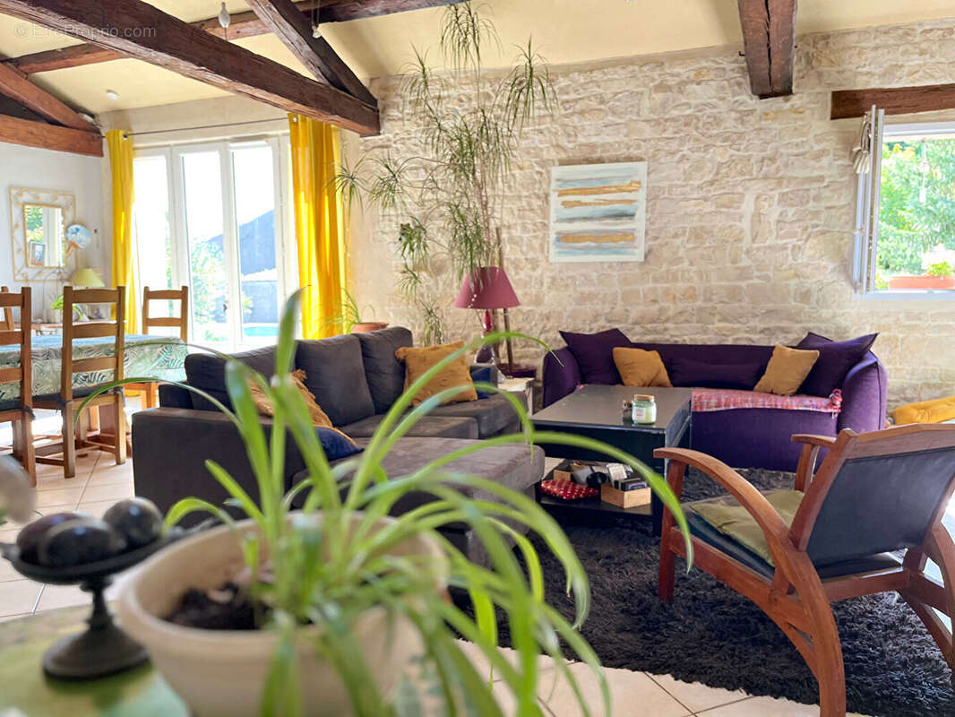 Maison à SAINTE-SOULLE