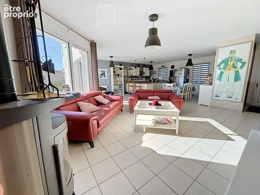 Maison prête à vivre 172 m2 - 5 chambres + bureau indépendant - piscine - garage - photo 6