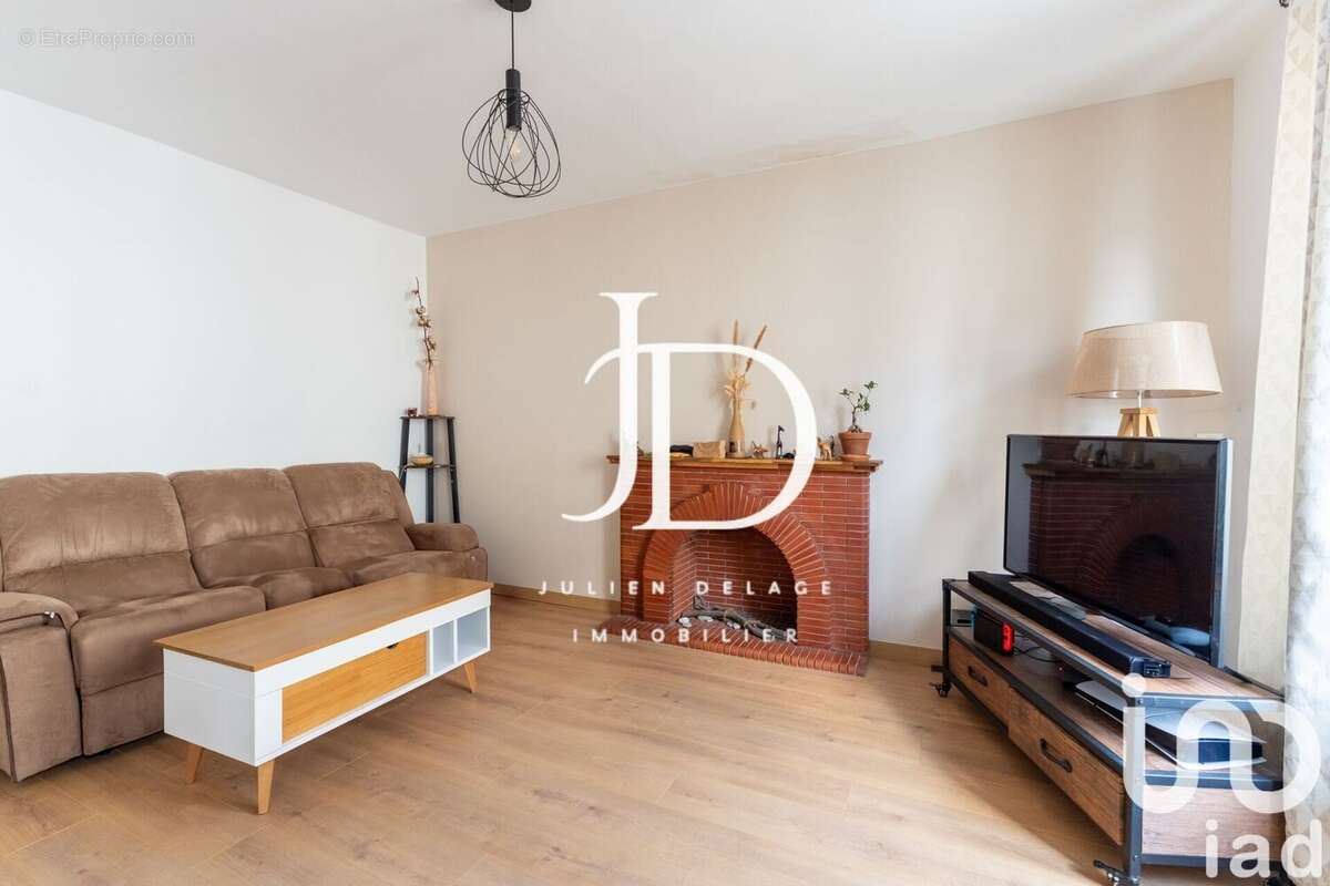 Photo 2 - Maison à VER-SUR-LAUNETTE