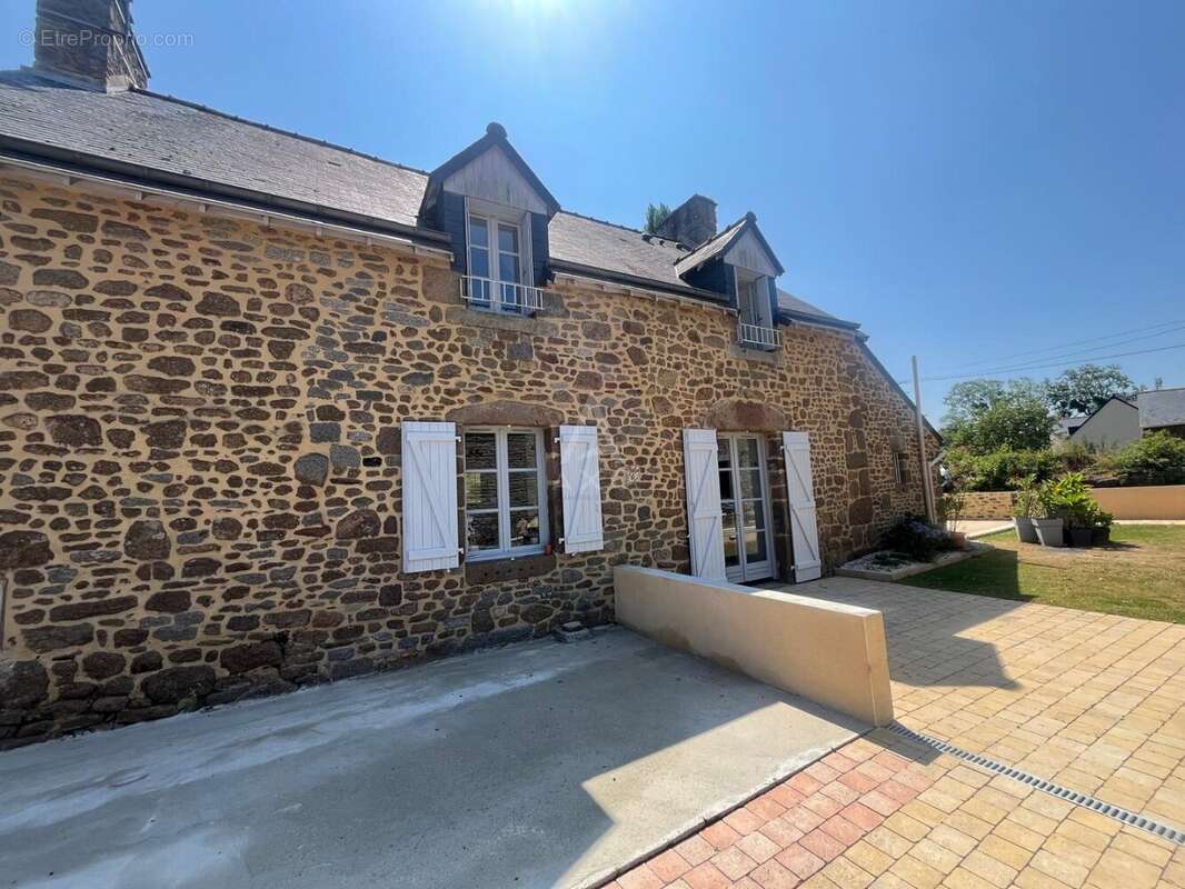 Maison à LA FONTENELLE
