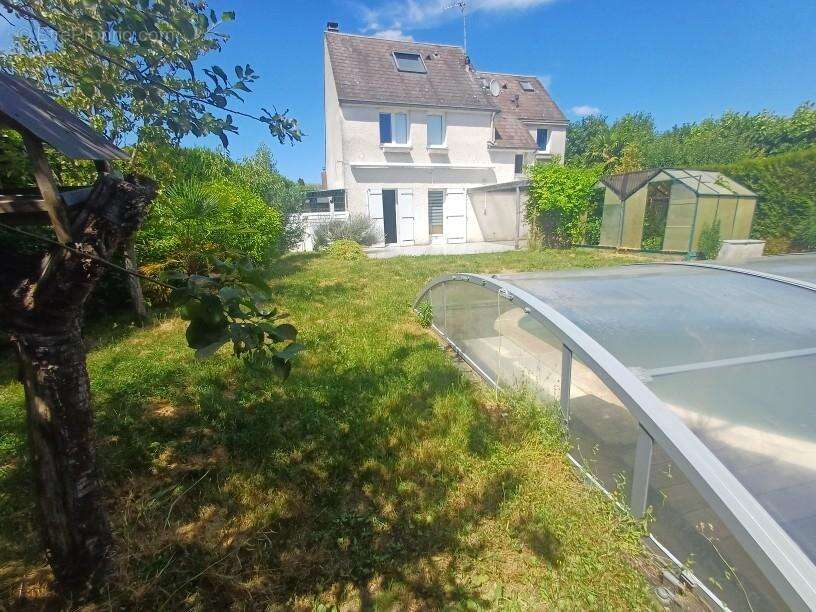 Maison 122 m² à Rivery  - photo 2