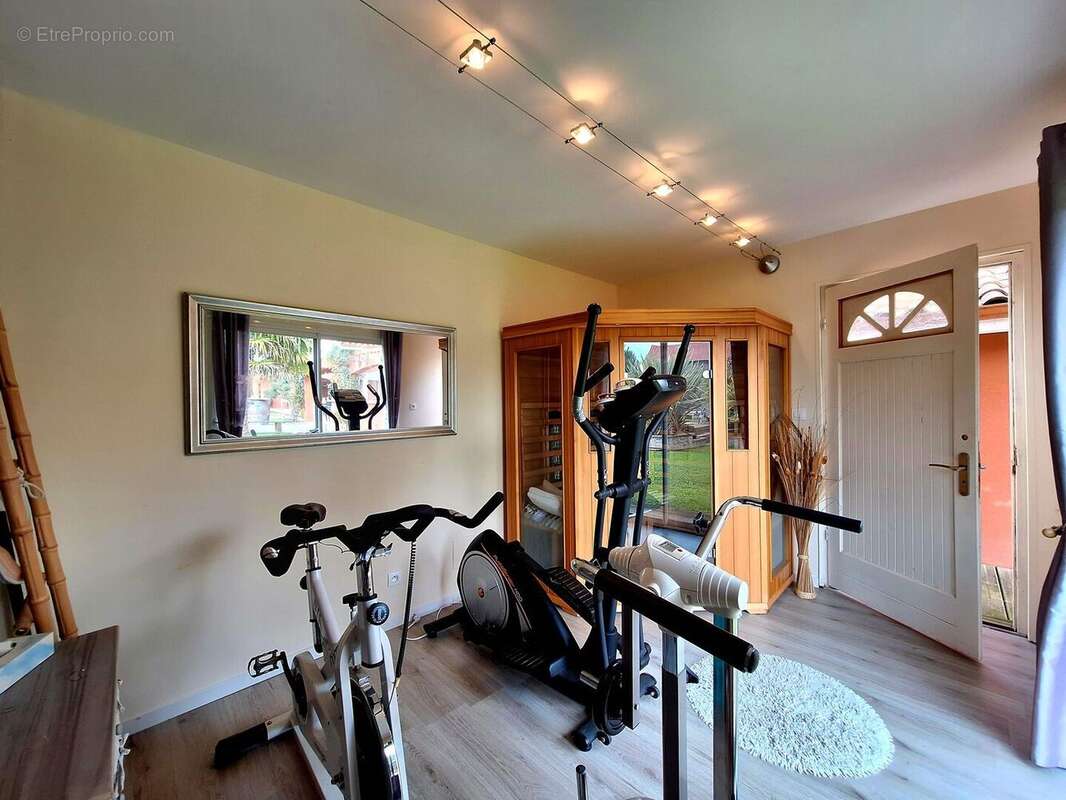 sauna/ fitness