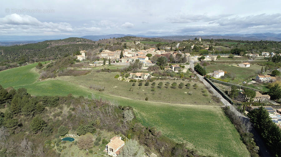 Terrain à MONTFURON