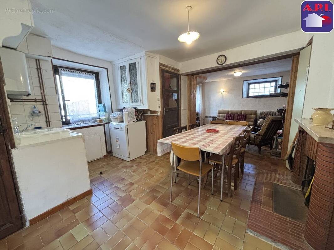 Maison à ESPEZEL
