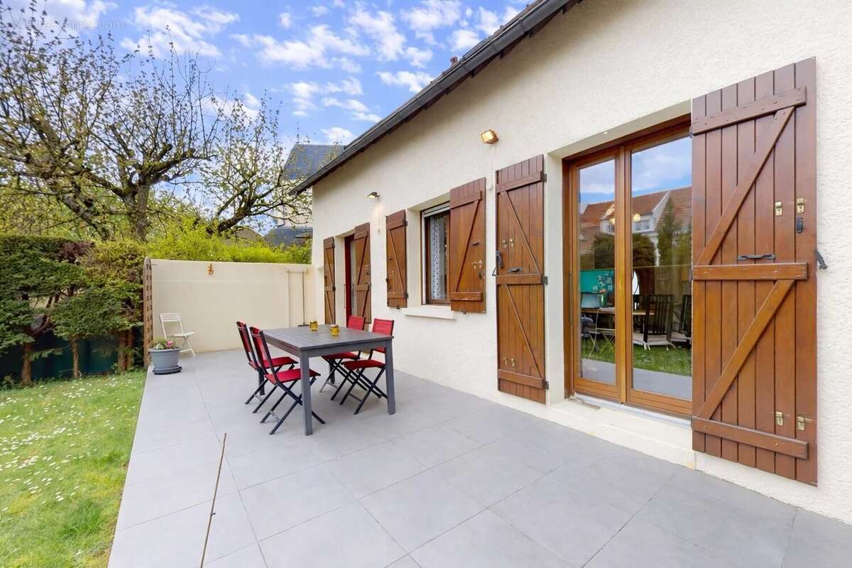 Maison à NEUILLY-PLAISANCE