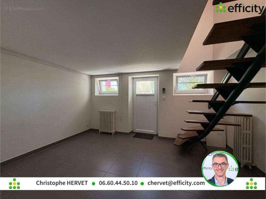 Maison à RUELLE-SUR-TOUVRE