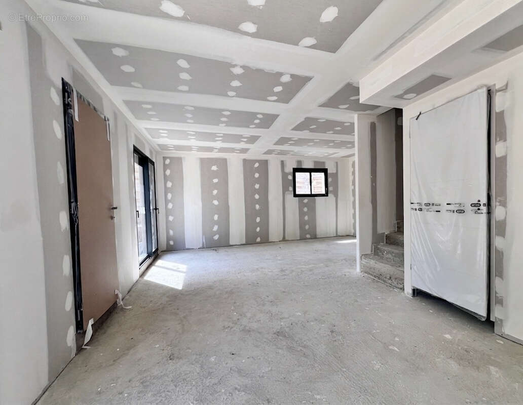 Maison individuelle RE2020   84 m2 + garage   Quincieux - photo 3