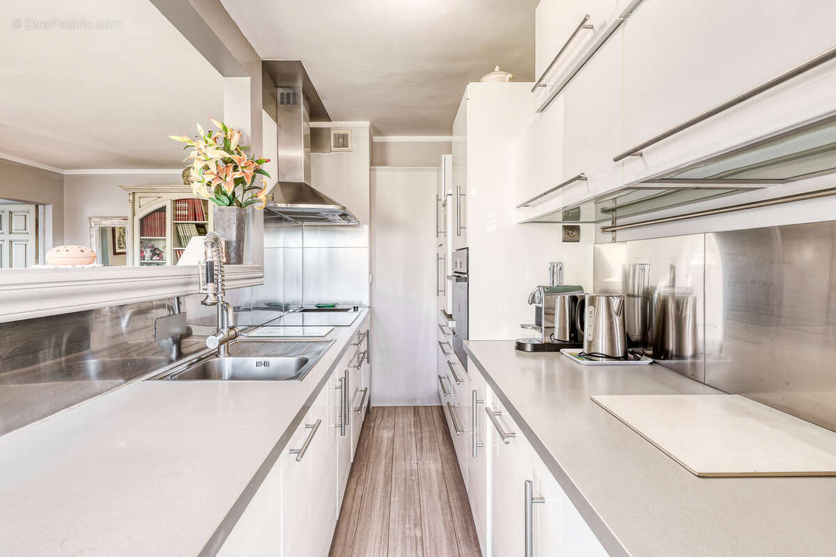 Appartement à SAINT-TROPEZ