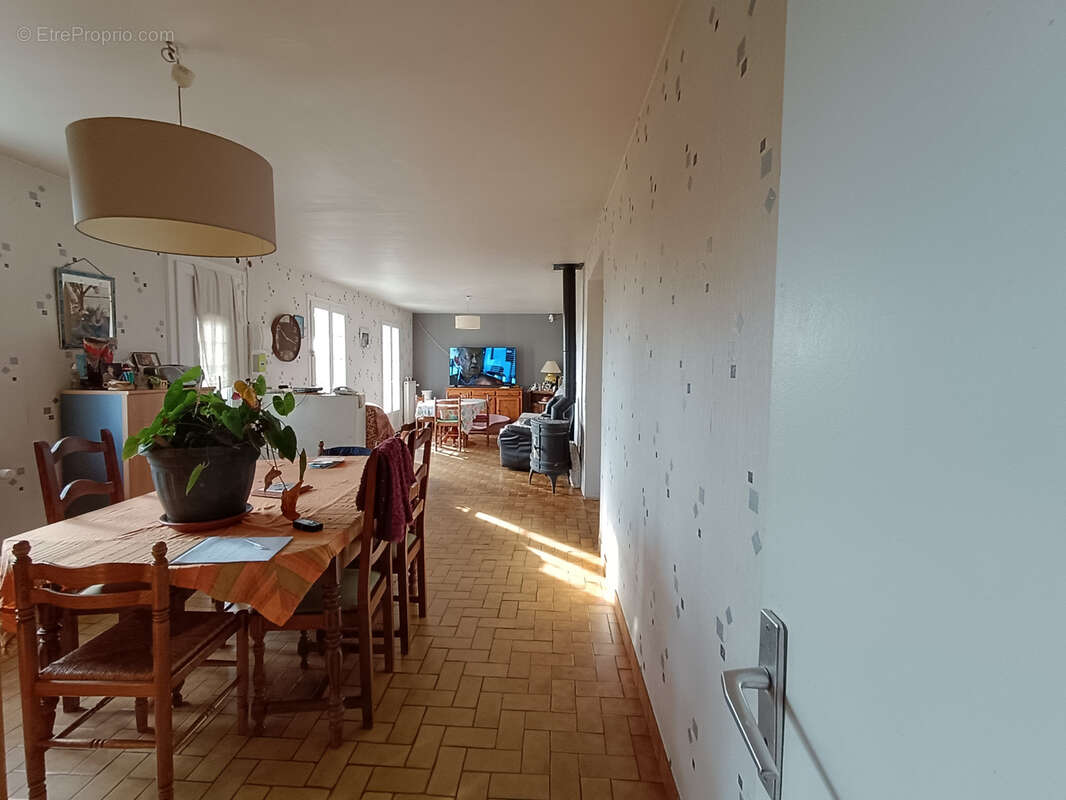 Maison à BOUILLE-LORETZ