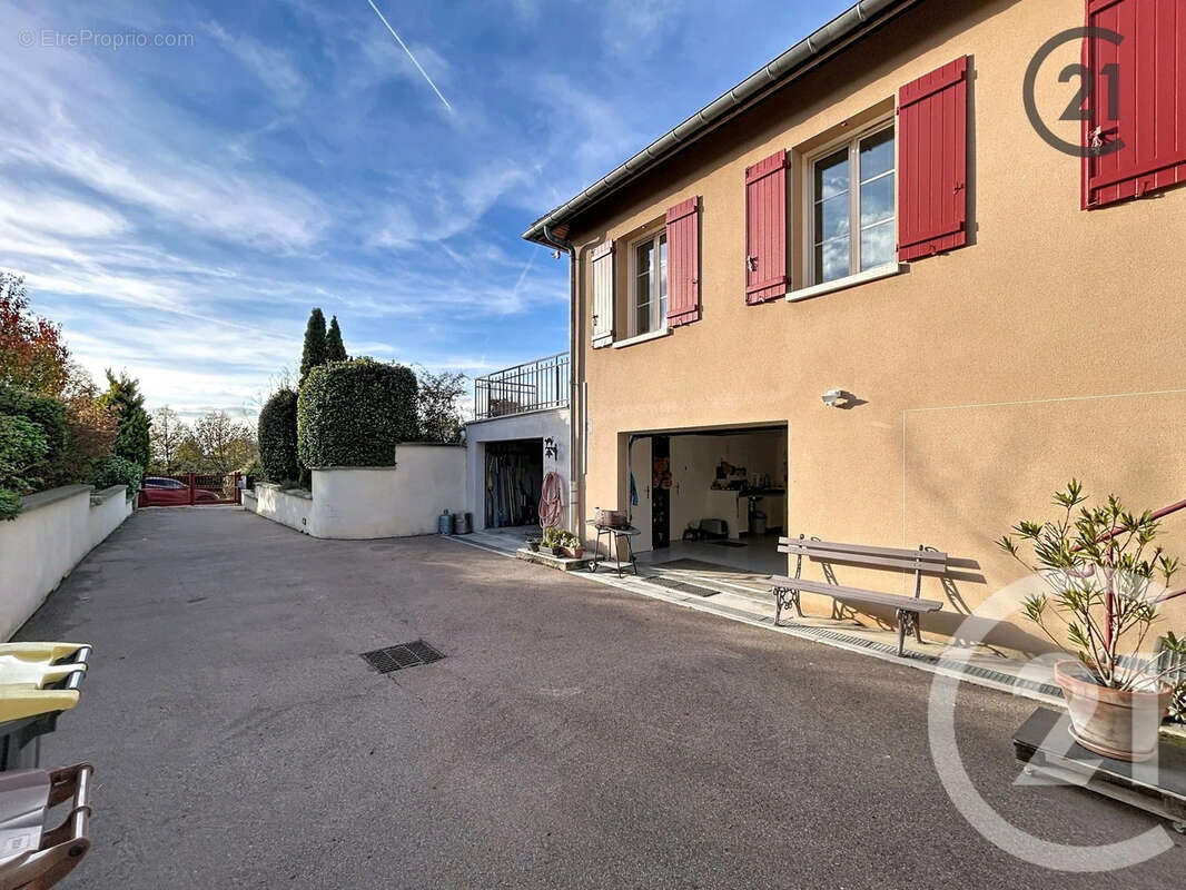 Maison à LAUBRESSEL