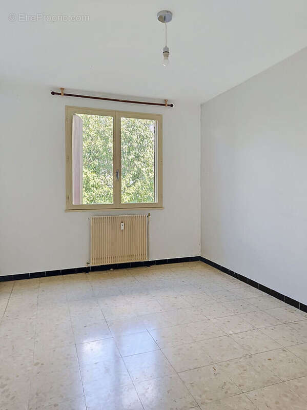 Appartement Nimes 4 pièce(s) 85.63 m2 - photo 5