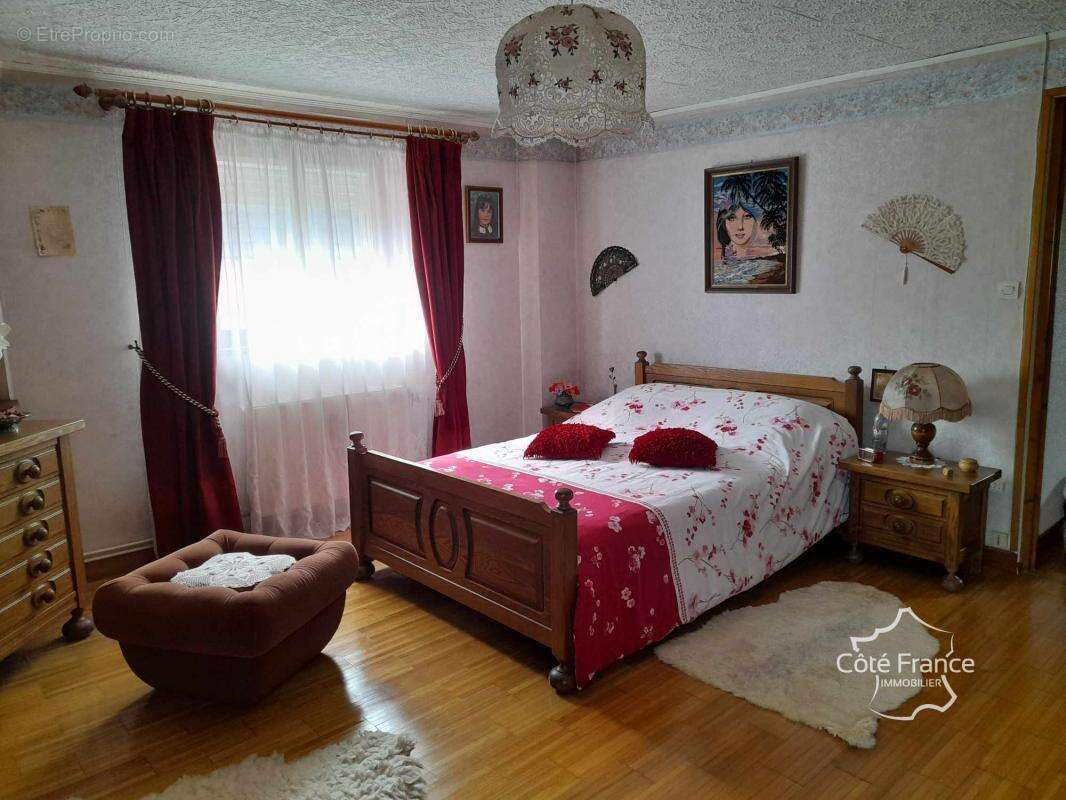 Maison à LA CAPELLE