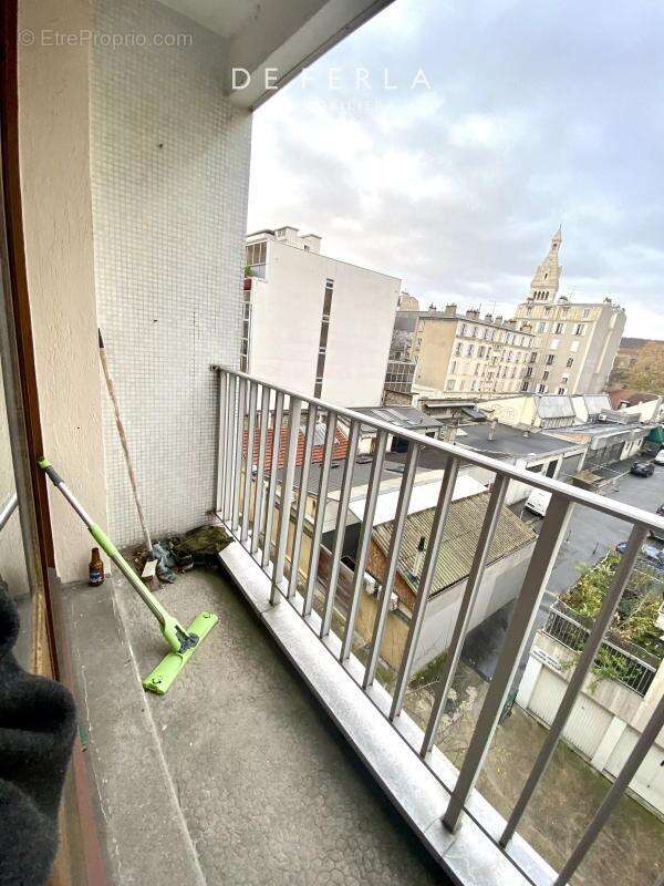 Appartement à PARIS-14E