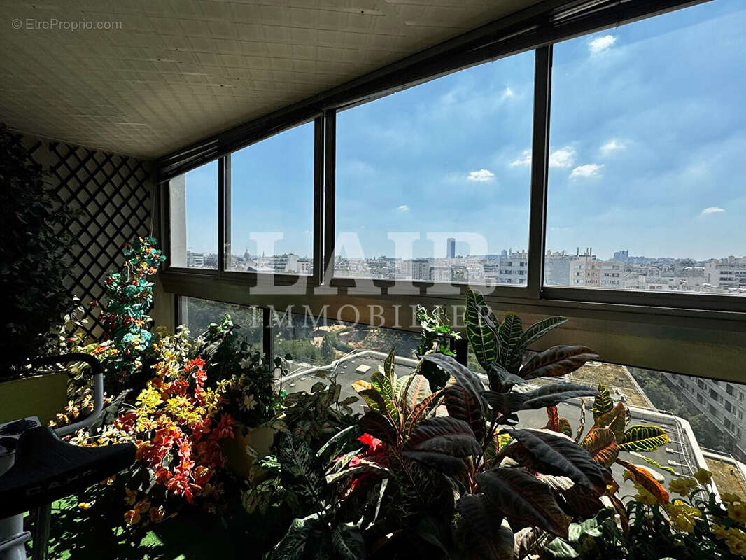 Appartement 85m² à vendre à Paris, 15e arr. quartier Beaugrenelle - Ref 13921 - photo 3