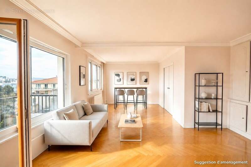 Appartement à BRON