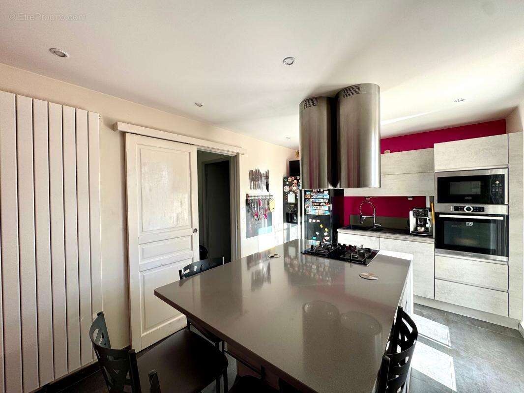 Maison à MAROLLES-EN-HUREPOIX