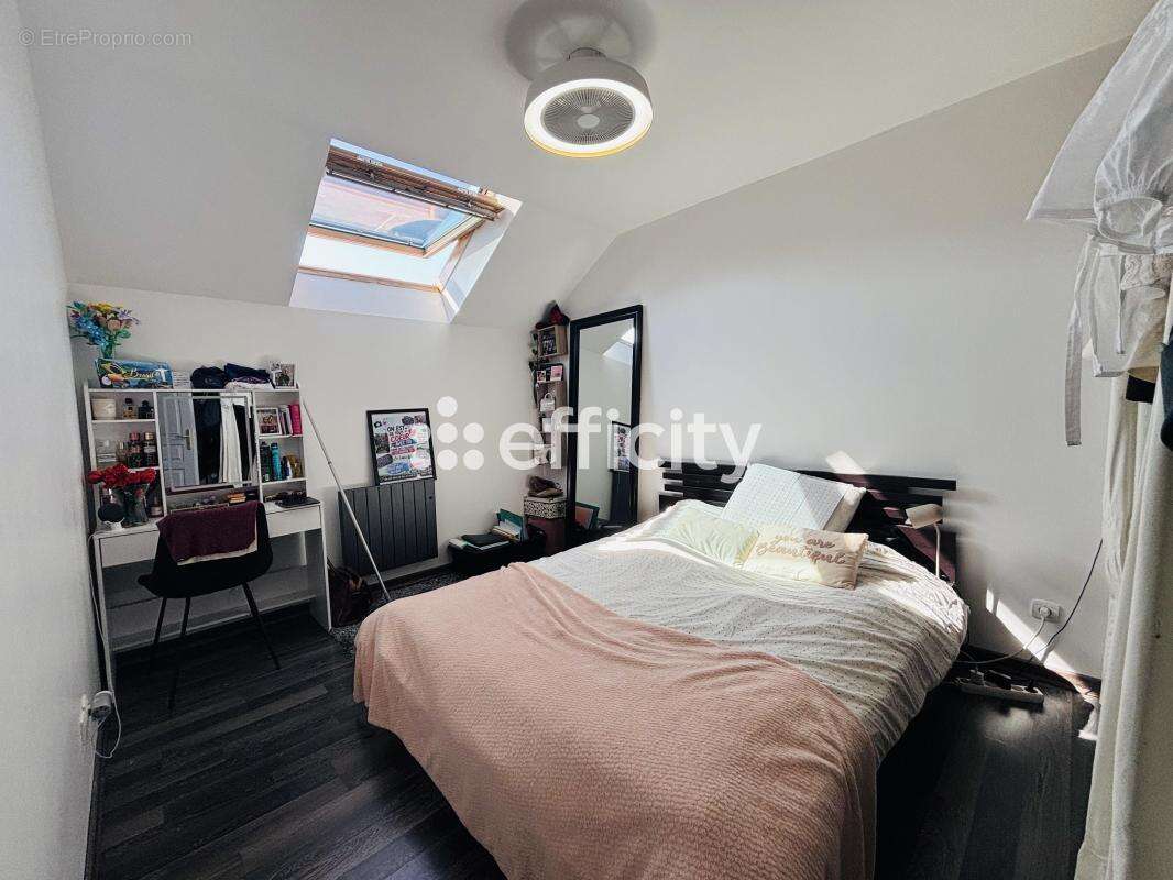 Maison 94 m² à Montagny-Les-Lanches  - photo 11