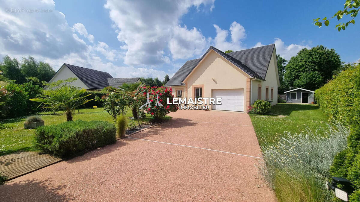 Maison à HENOUVILLE