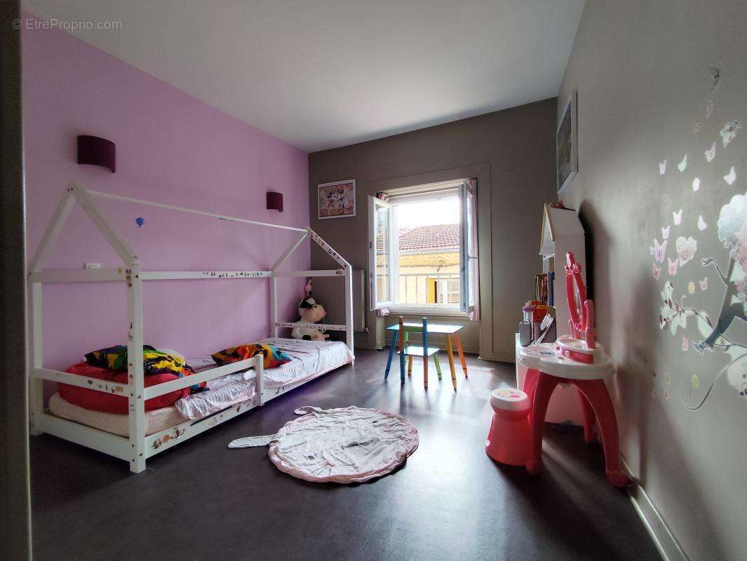 Maison à SAINT-MARTIN-LA-PLAINE