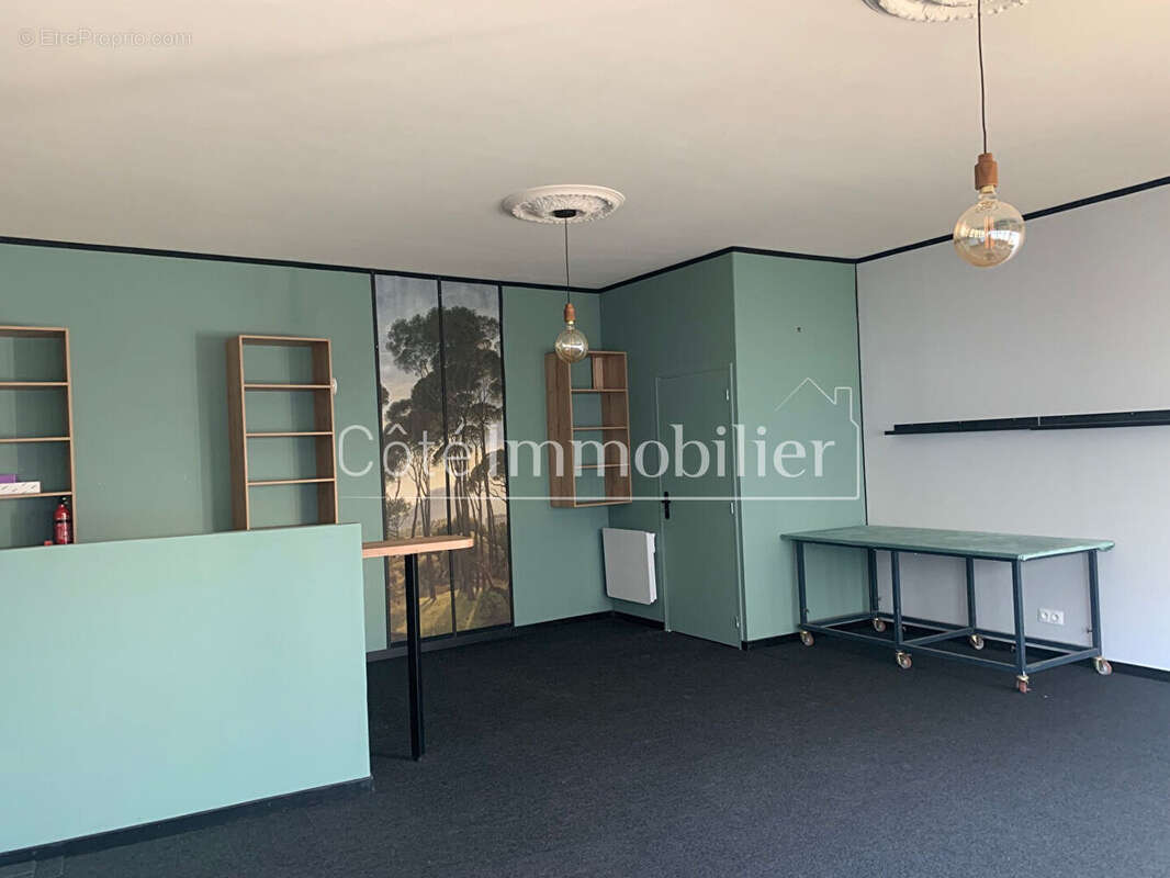 Commerce à BOURGNEUF-EN-RETZ