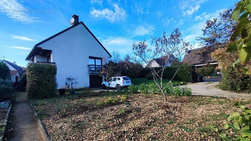 Maison à HAUTEVILLE-LES-DIJON