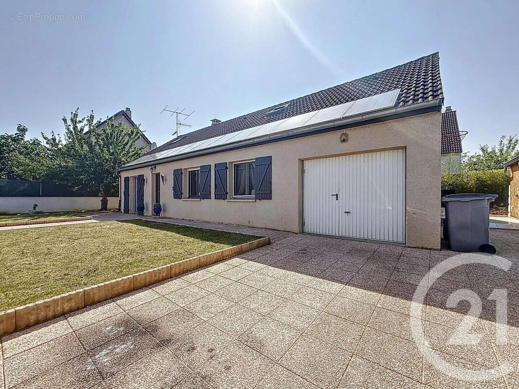 Maison à NEUILLY-LES-DIJON