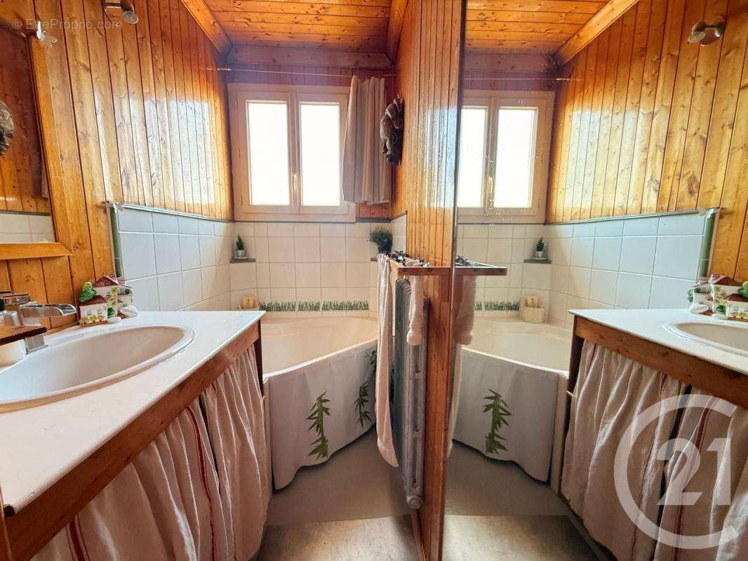 Appartement à FONTENAY-SOUS-BOIS
