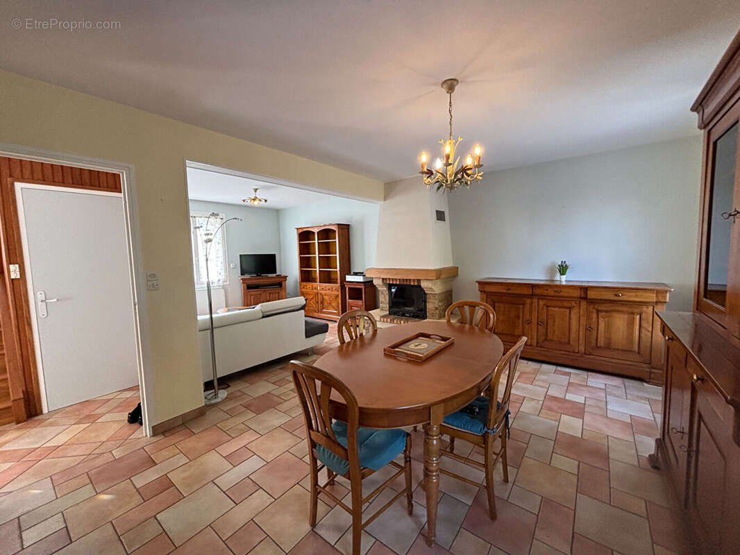 Maison Plouigneau 5 pièce(s) 93 m2 - photo 2