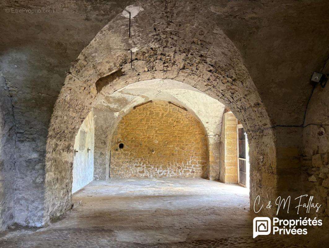 Maison de caractère de 268 m² - Un projet d'exception aux portes d'Avignon - photo 5