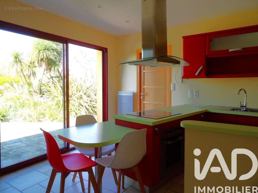 Maison 147 m² à Saint-Quay-Portrieux  - photo 8