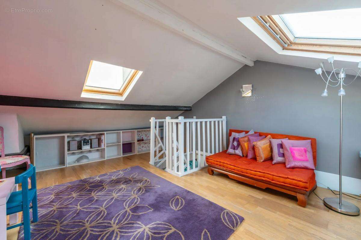 Maison à ASNIERES-SUR-SEINE