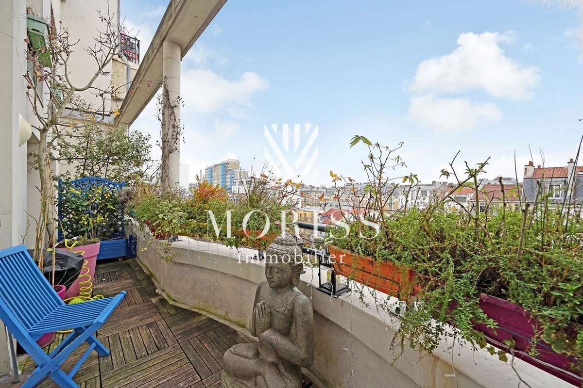Appartement à PARIS-18E