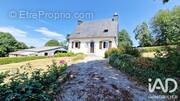 Photo 1 - Maison à MAEL-CARHAIX