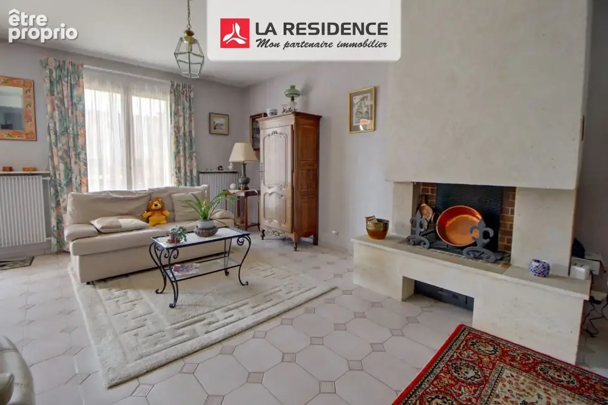 Maison 6 pièces 140 m² à vendre à Les Clayes-Sous-Bois (78340) - photo 3