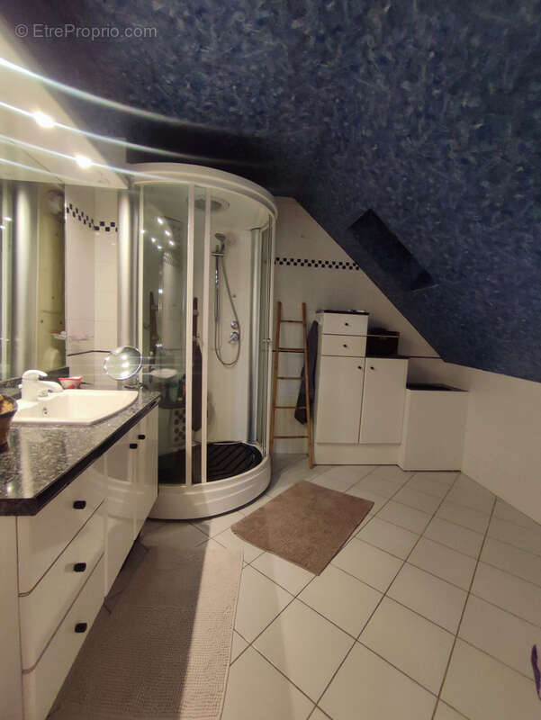 Maison à SAINT-ALYRE-D'ARLANC