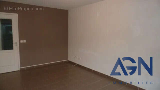 Appartement à LE CRES