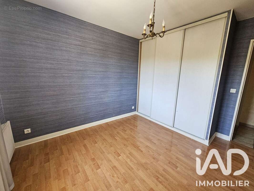 Maison 101 m² à Pezou  - photo 4