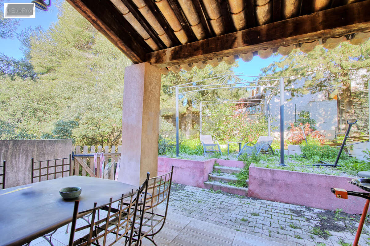 Appartement à LA GARDE